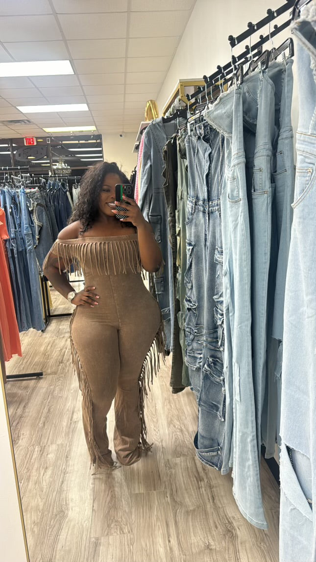 “Shake sum” fringe jumpsuit