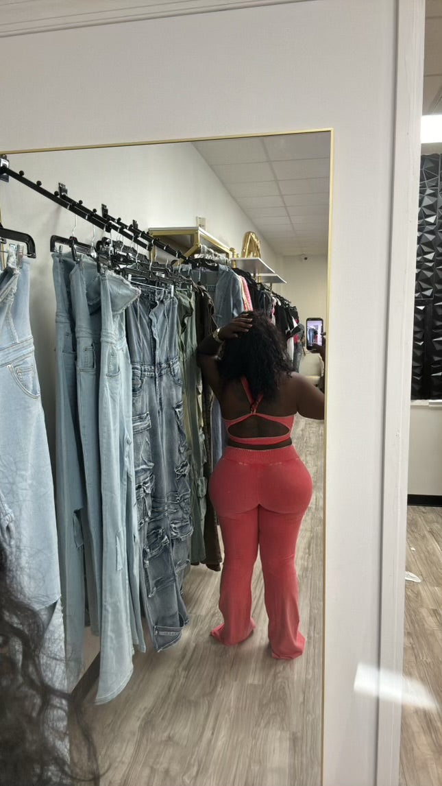 “Too cute” set