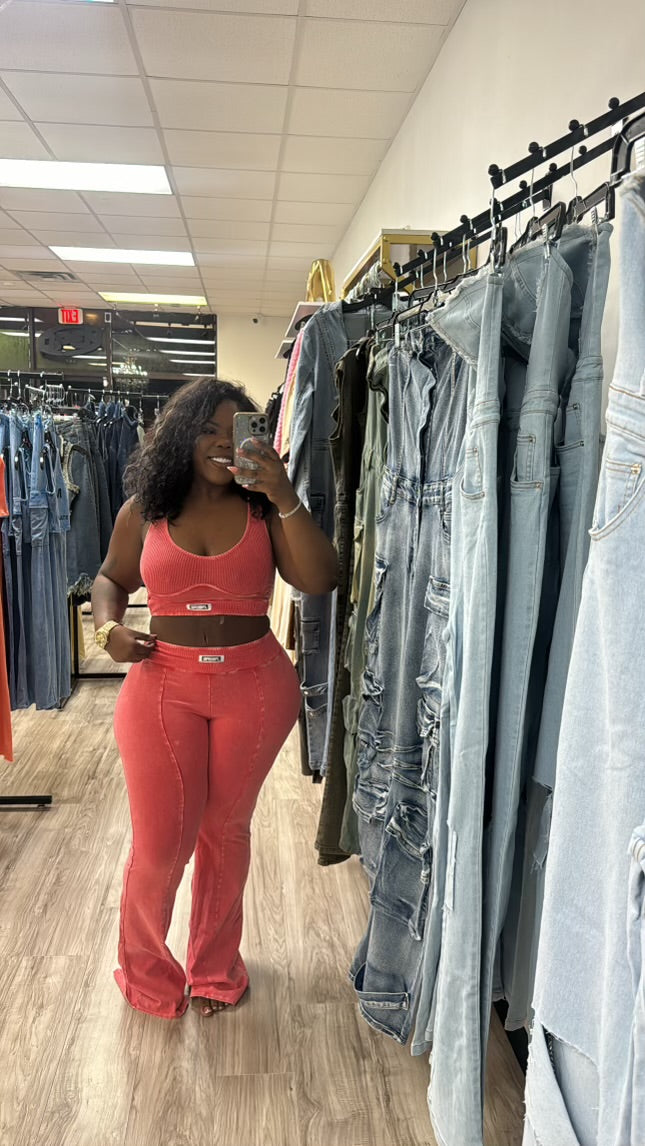“Too cute” set